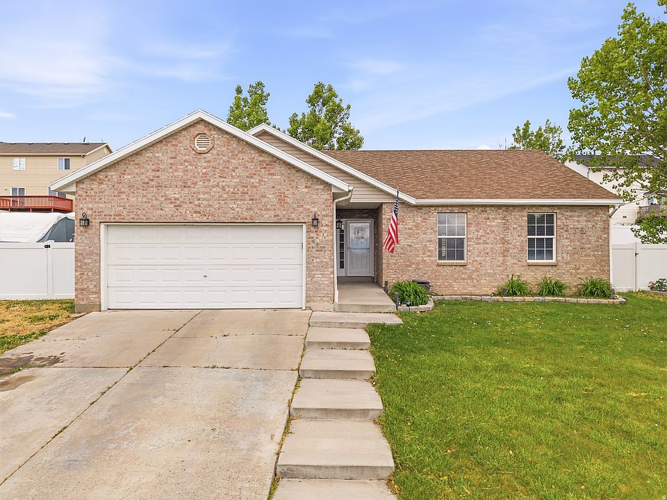 1st image of 4029 S Lake Mountain Dr