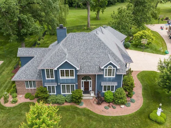 2998 E Saint Andrews Rd S, Winona Lake, IN 46590