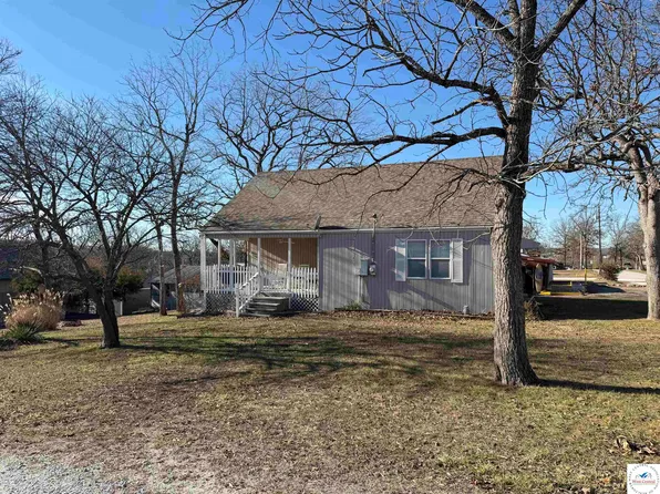 23142 Salley Dr, Warsaw, MO 65355