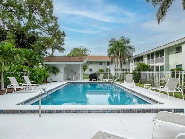 4126 Belair Ln APT C3, Naples, FL 34103