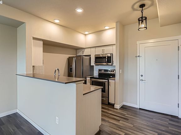 3rd image of 16401 NW Chadwick Way Unit 106