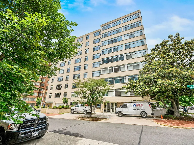 2401 H St NW #712 — Photo 36