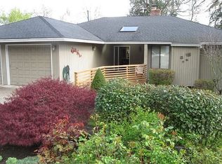 18183 Upper Midhill Dr, West Linn, OR 97068