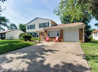 4421 Hudgins Dr, Virginia Beach, VA 23455