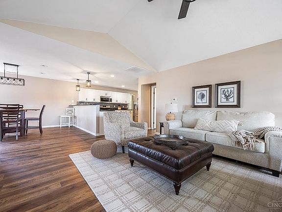 5th image of 10472 Jesica Ln Unit 2