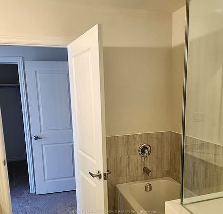 5th image of 60 Sapphire Way