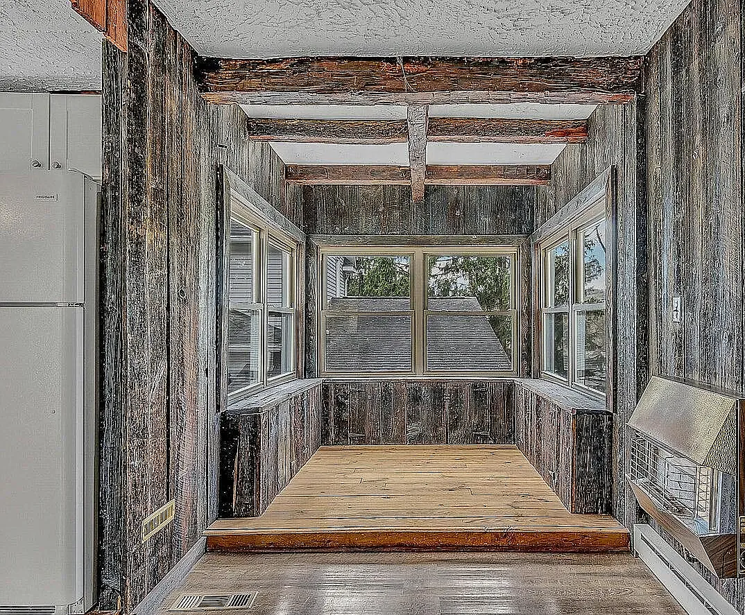 213 Colburn Avenue - 1 — Photo 4