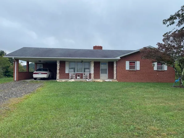 3957 Indian Valley Rd NW, Willis, VA 24380