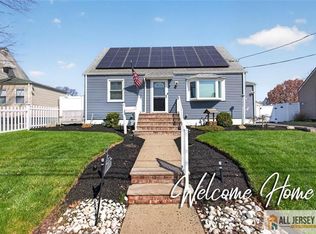 78 Johnson St, Fords, NJ