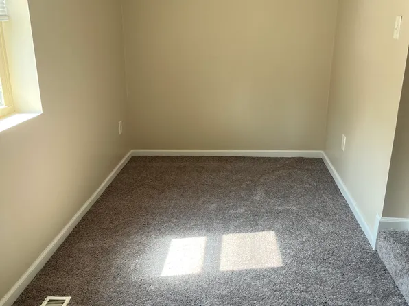 1806 Broadway Ave APT 2, Pittsburgh, PA 15216