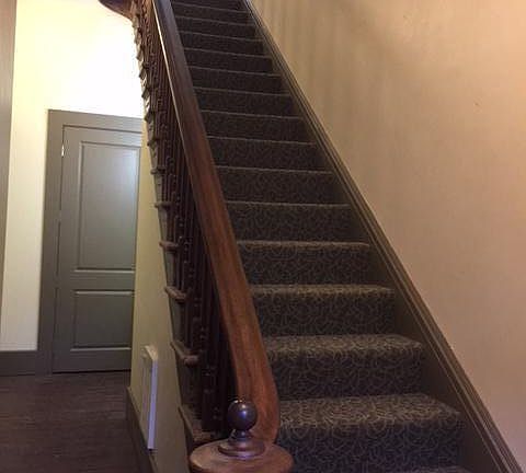 First floor entrance to apartments. Mailboxes are in the re