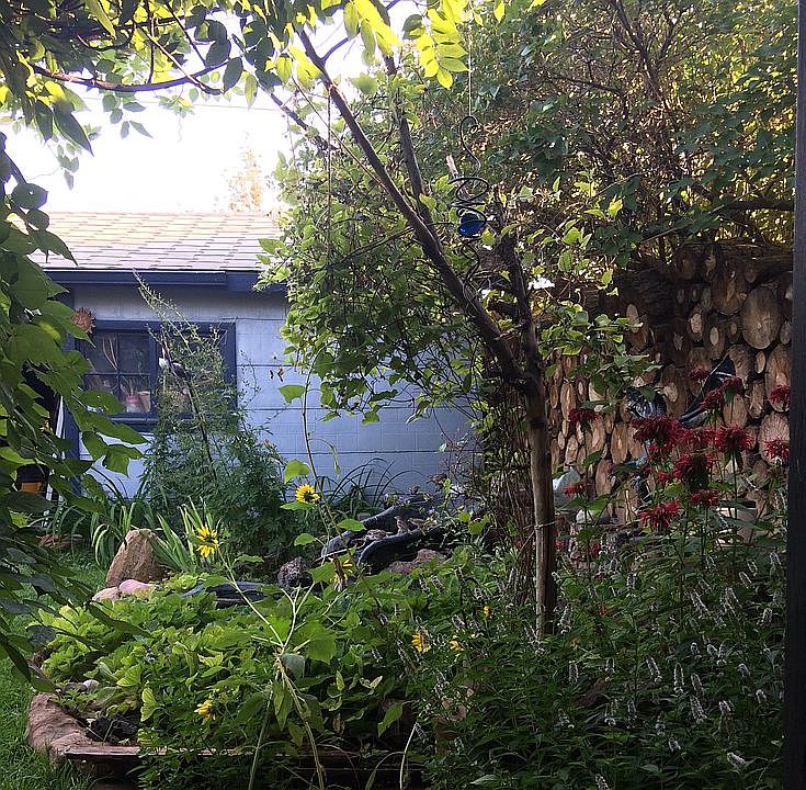 2nd image of 215 W Main St