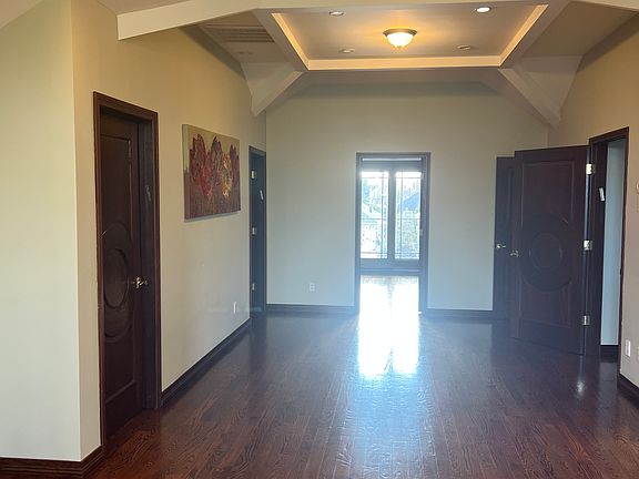 3rd image of 26 Falmouth St #3