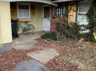 7 Miniature Ln, Willingboro, NJ 08046