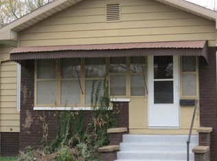 504 N Washington St, Du Quoin, IL 62832