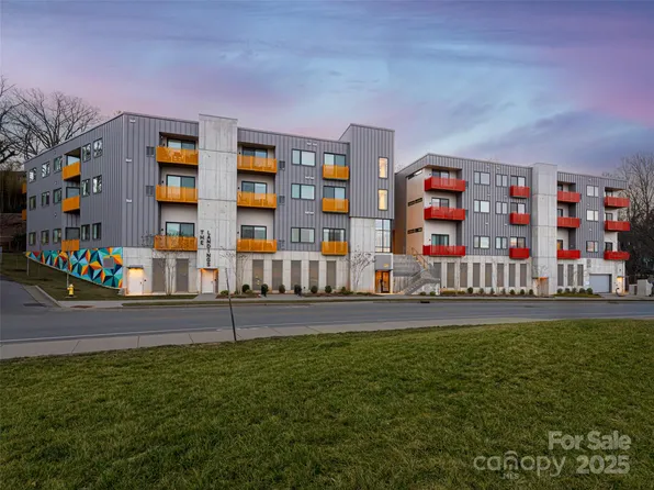 68 Craven St #202, Asheville, NC 28806