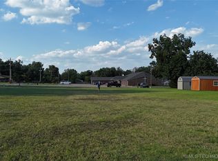6001 W 41st St S, Tulsa, OK 74107