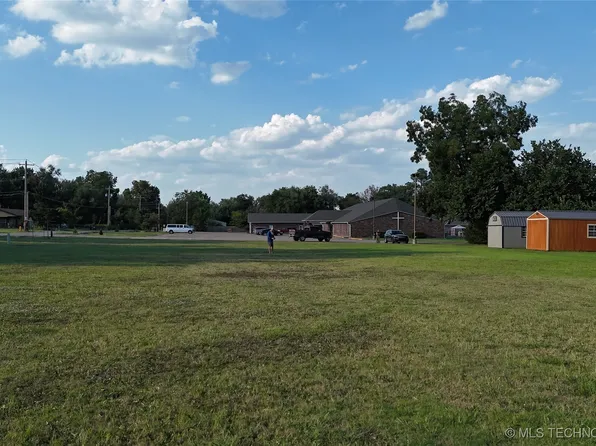 6001 W 41st St S, Tulsa, OK 74107