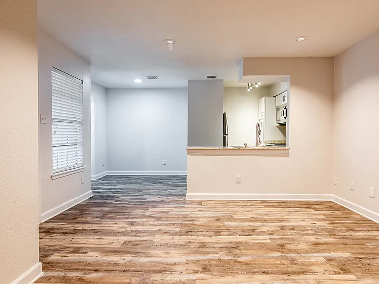 Oak Bend — Photo 25
