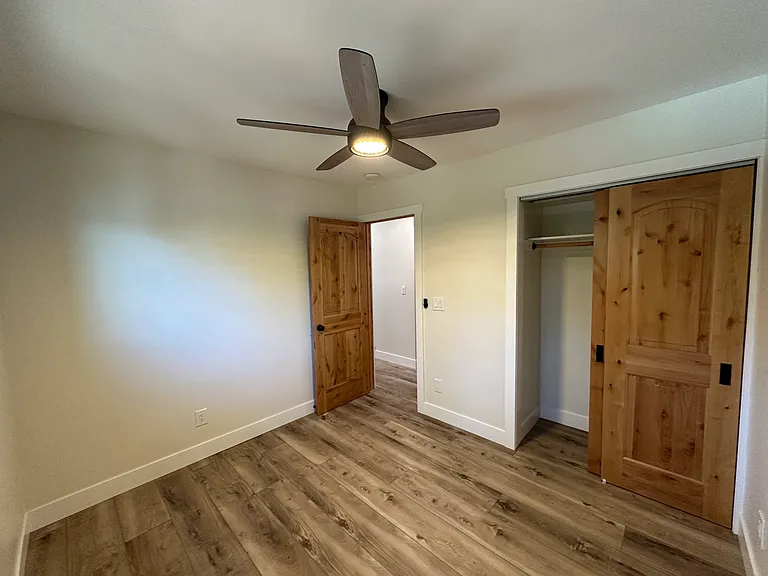 423 Huntridge Dr — Photo 12