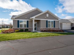 1772 Hannah Ln, Hampshire, IL 60140
