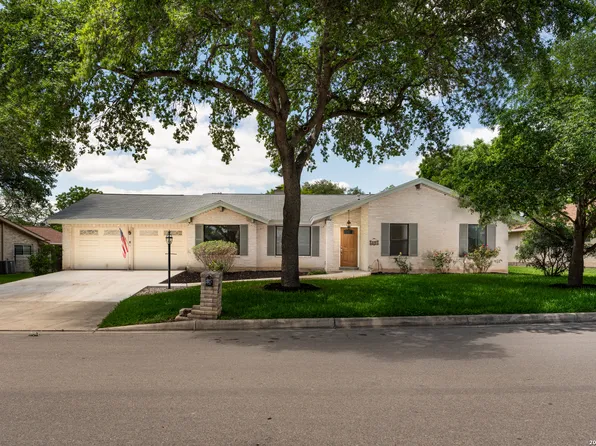 609 Moorside, Windcrest, TX 78239