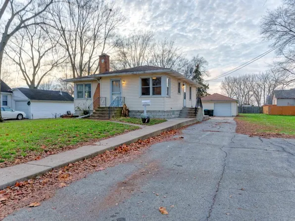 200 S Marguerite St, Coal City, IL 60416