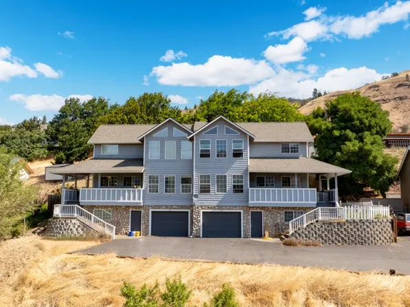 725/727 E Klickitat St, Lyle, WA 98635