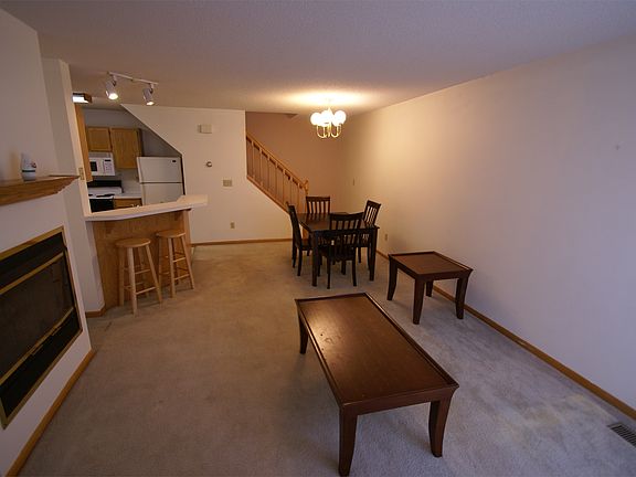 3rd image of 1825 Donegal Dr APT 9