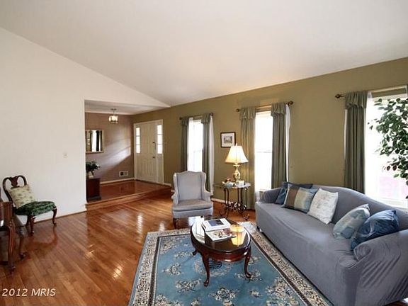 2nd image of 4128 Nomis Dr