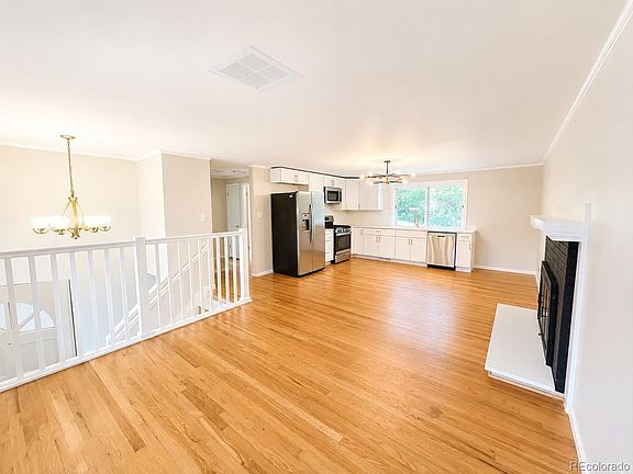 3rd image of 2862 S Ivan Way