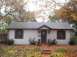 2019 E 12th St, Davenport, IA 52803