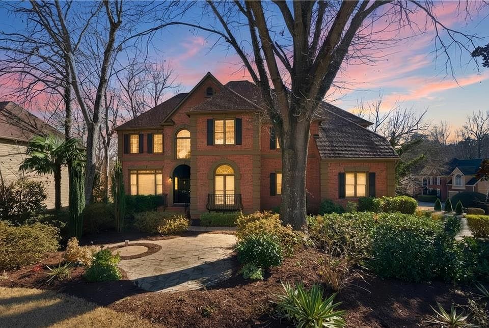 1st image of 230 Leaf Ct