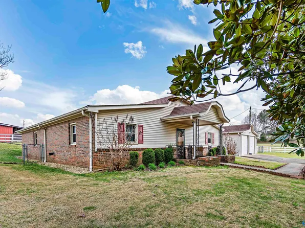 25526 Cotton Belt Rd, Elkmont, AL 35620