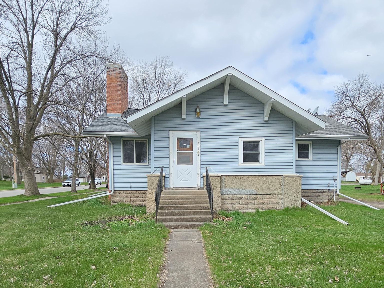 301 Prospect St, Milroy, MN 56263 Zillow