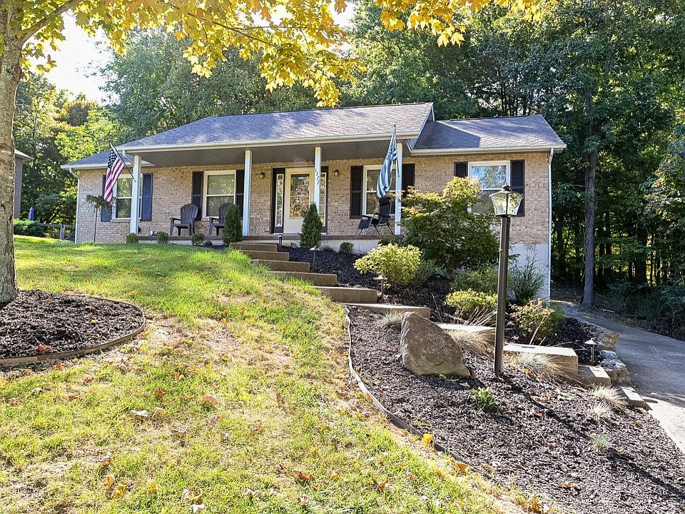 1st image of 1727 Fieldcrest Dr