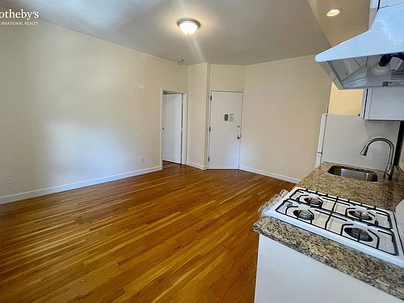 2nd image of 251 W 87th St APT 52A