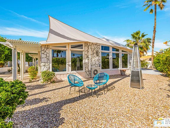 5th image of 10 International Blvd