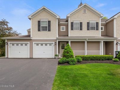 37 Governor Circle, Albany, NY, 12208