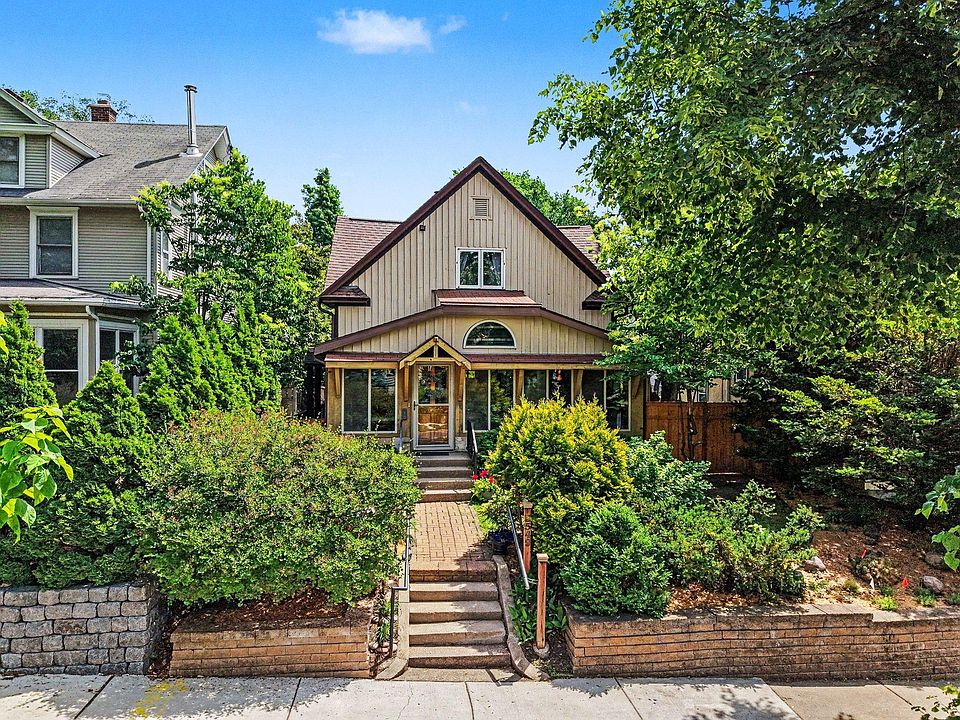 1st image of 3549 Humboldt Ave S