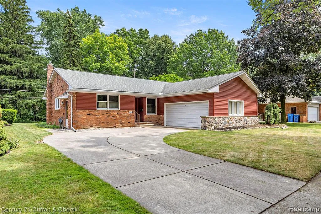 3 bed, 1500 sqft, $2,800 — Photo 1