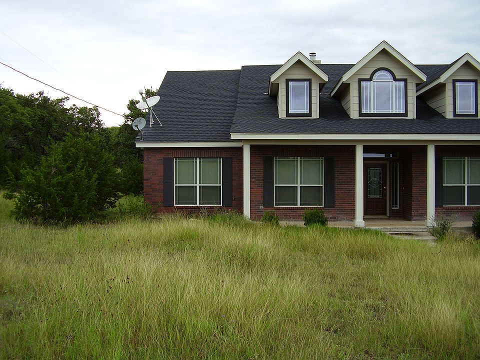 1st image of 220 Majestic Oaks Dr