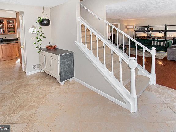 5th image of 4623 Sand Rock Ln