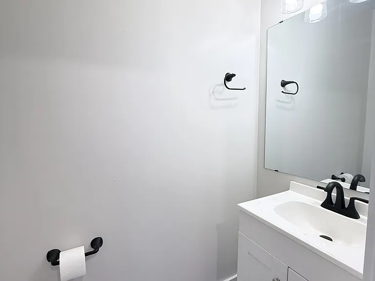 629 Main St #1 — Photo 14