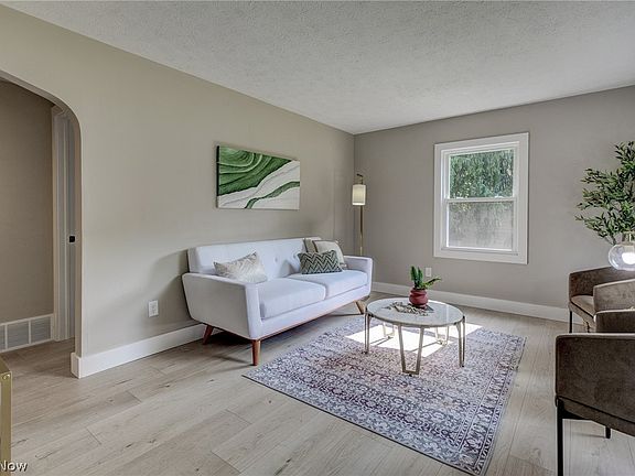 5th image of 3183 Trotter Rd