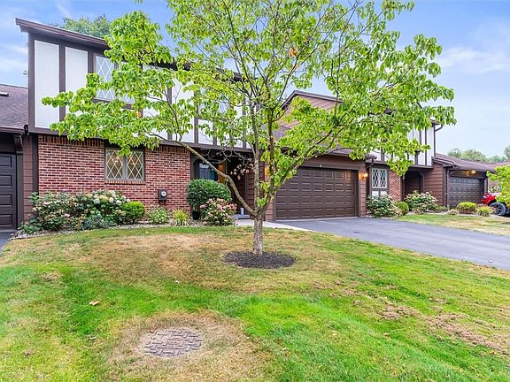2nd image of 41 Cambridge Ct