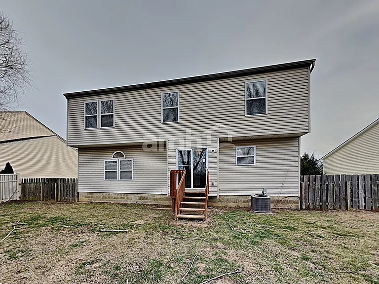 340 Evergreen Cir — Photo 29