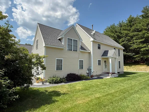 68 Barbara Lane, Hudson, NH 03051