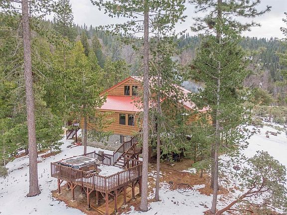 3rd image of 40095 Big Shuteye Ln