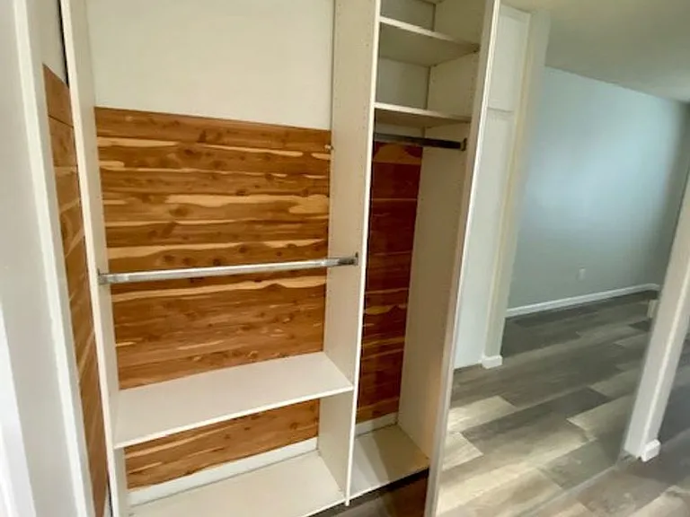 7084 Island Village Dr — Photo 18